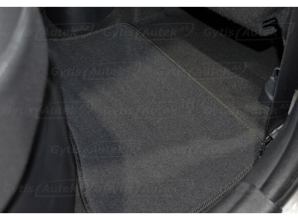 Gulvmatter i stoff til Toyota Yaris 2014-2020 | gytisautek.no