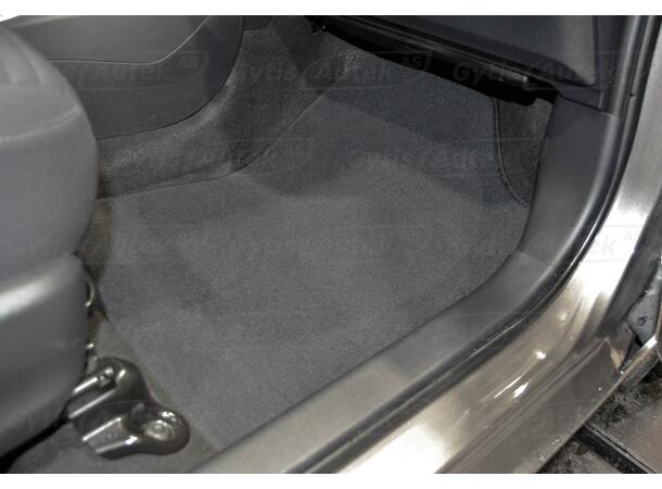 Gulvmatter i stoff til Toyota Yaris 2014-2020 | gytisautek.no