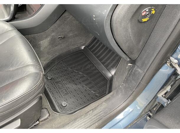 Gulvmatter til Volvo V40 2012-2019 | gytisautek.no