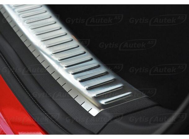 Lastkantsskydd till Mazda 3 2013-2018 | gytek.se