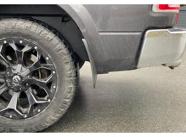 Stänkskydd. Bak. Gummi Dodge RAM 2009-2018 