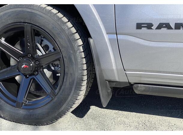 Stänkskydd till Dodge RAM 2019-> | gytek.se