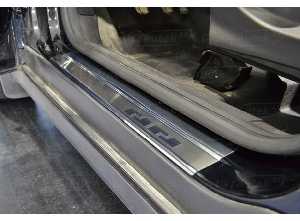 Instegsskydd till Ford Tourneo Connect 2014-> | gytek.se