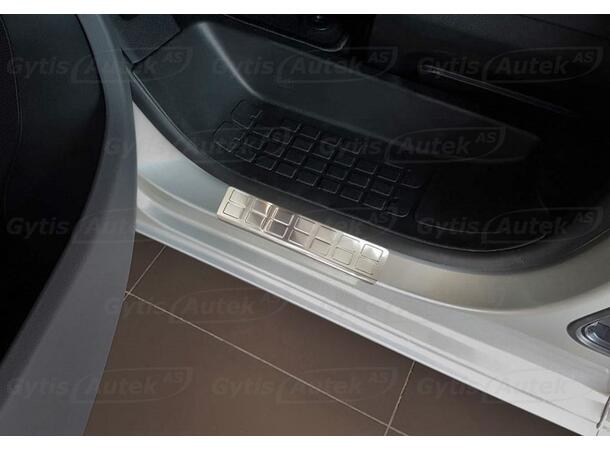 Instegsskydd till Toyota Proace 2016-> | gytek.se