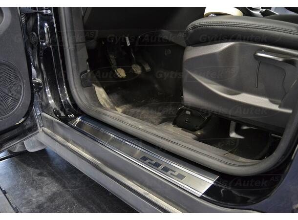 Instegsskydd till Ford Transit Connect 2014-> | gytek.se