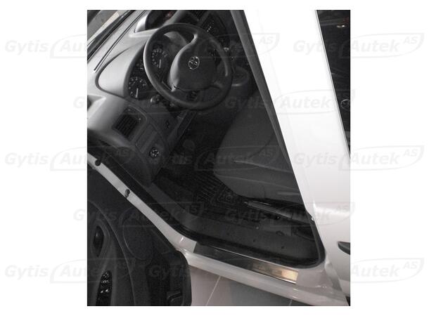 Instegsskydd till Peugeot Expert 2007-2015 | gytek.se