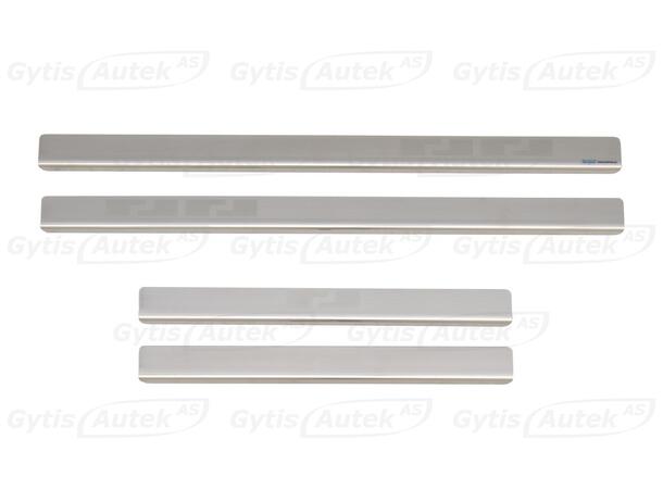 Toyota Hilux 2011-2015 | Innstigningslister |  gytisautek.no