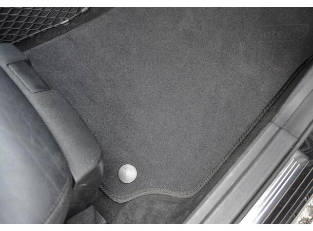 Gulvmatter i stoff til MB CLS-Klasse W218 2011-2018 | gytisautek.no