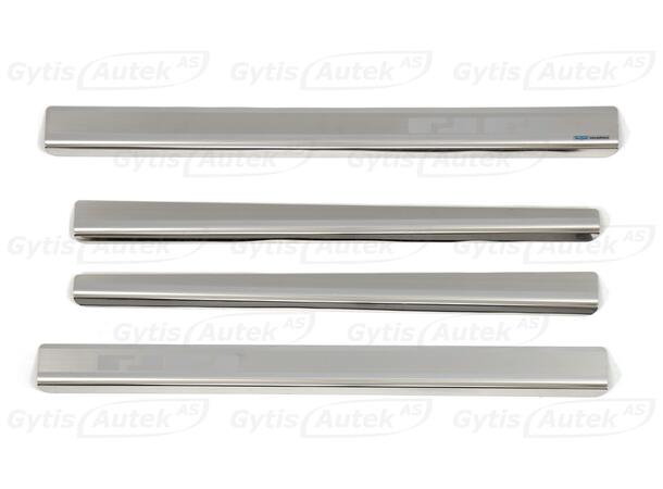 Instegsskydd till VW Caddy Life 2004-2015 | gytek.se