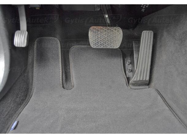 Gulvmatter i stoff til MB E-Klasse W212 2009-2015 | gytisautek.no