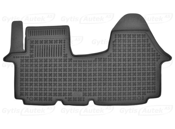 Bilmatta. 1. rad. Gummi Opel Vivaro 2001-2014 