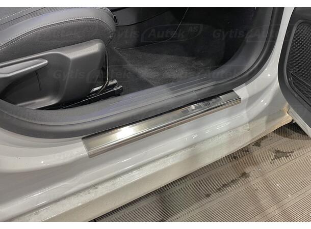 Instegsskydd till Peugeot 208 / e-208 2020-> | gytek.se
