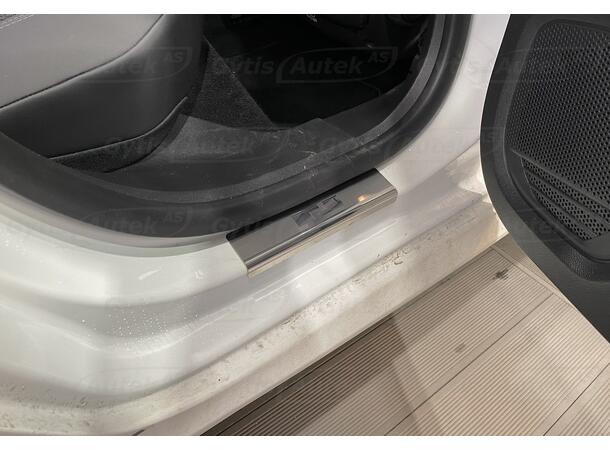 Instegsskydd till Peugeot 208 / e-208 2020-> | gytek.se