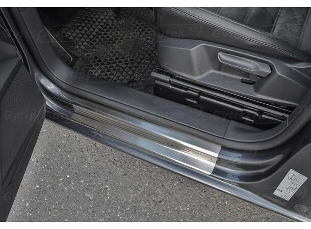 Instegsskydd till VW Caddy 2004-2015 | gytek.se