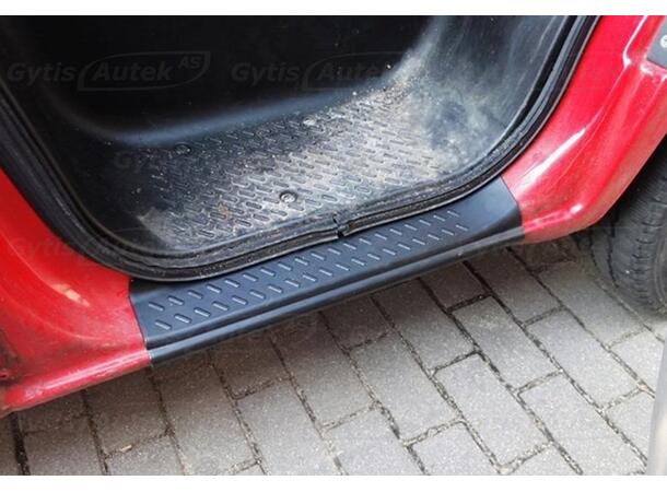 Instegsskydd till Renault Master 1997-2010 | gytek.se