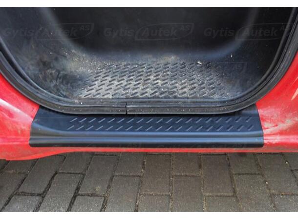 Instegsskydd till Renault Master 1997-2010 | gytek.se