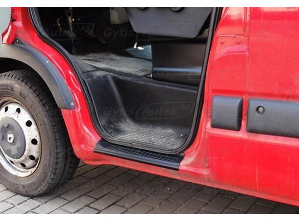 Instegsskydd till Renault Master 1997-2010 | gytek.se