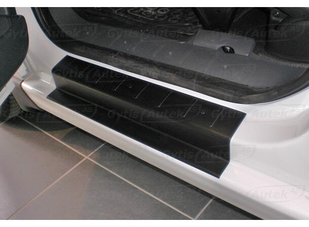 Instegsskydd till Toyota Proace 2013-2015 | gytek.se
