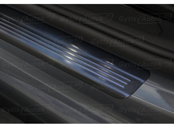 Instegsskydd till VW Golf VIII 2020-> | gytek.se